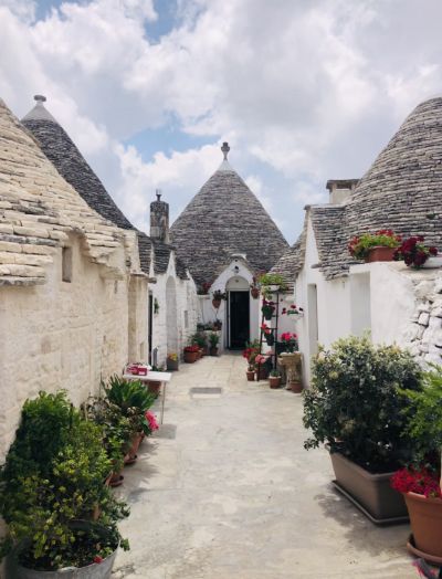 Da Brindisi. Tour di Ostuni, Alberobello e Polignano a Mare