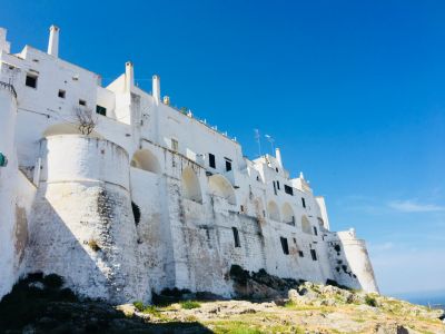 Da Brindisi. Tour di Ostuni, Alberobello e Polignano a Mare